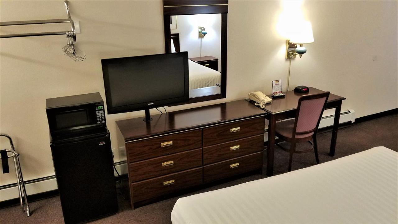 Motel 8 Laramie Eksteriør bilde