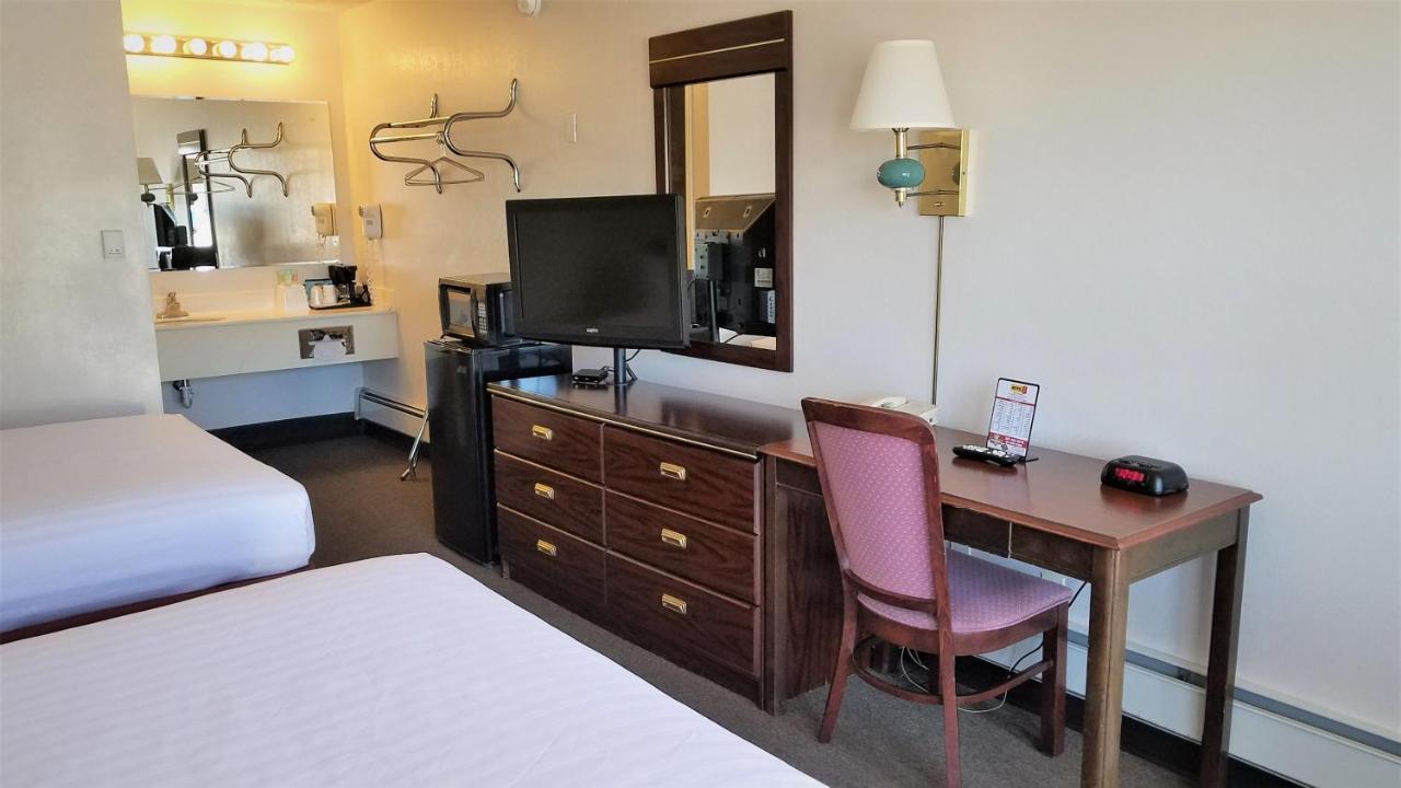 Motel 8 Laramie Eksteriør bilde